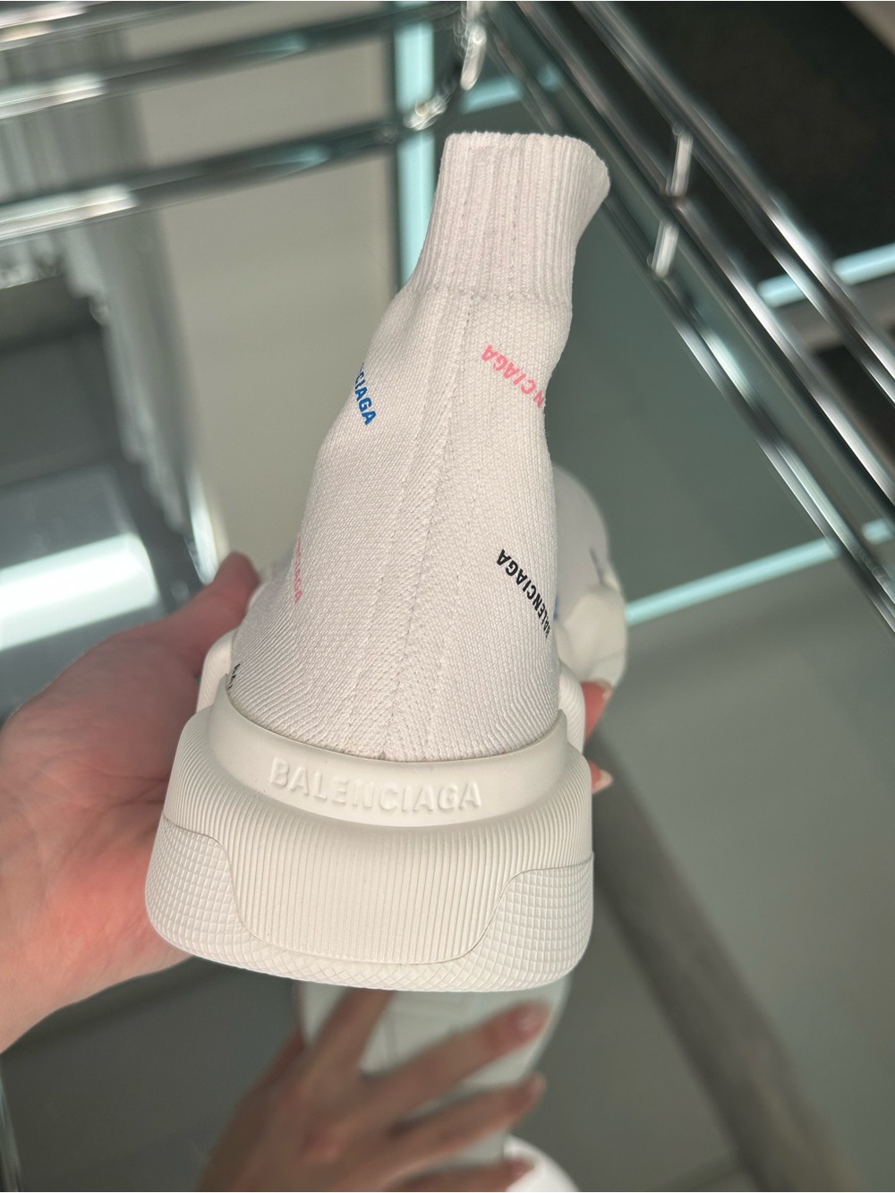 Balenciaga Speed 2.0 Sneaker - Picture 7 of 10